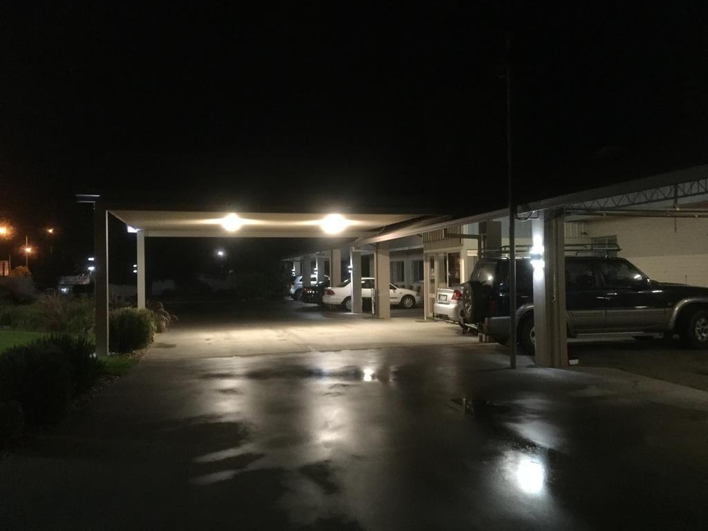 Murray Valley Motel Вудонга Екстериор снимка