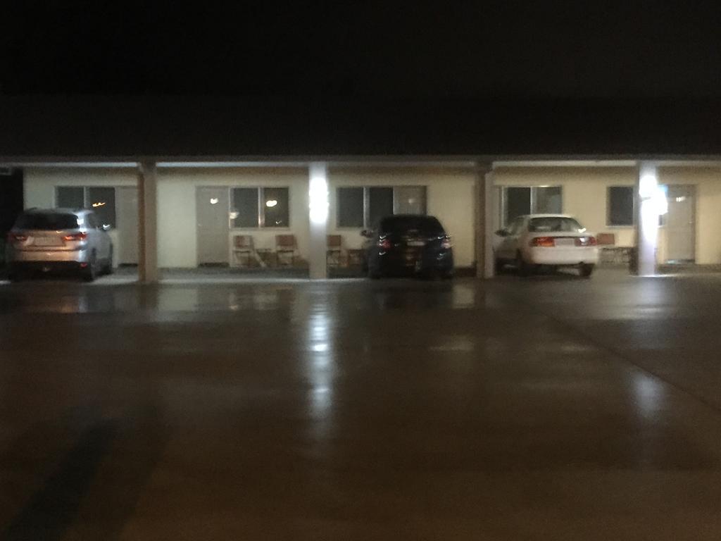 Murray Valley Motel Вудонга Екстериор снимка