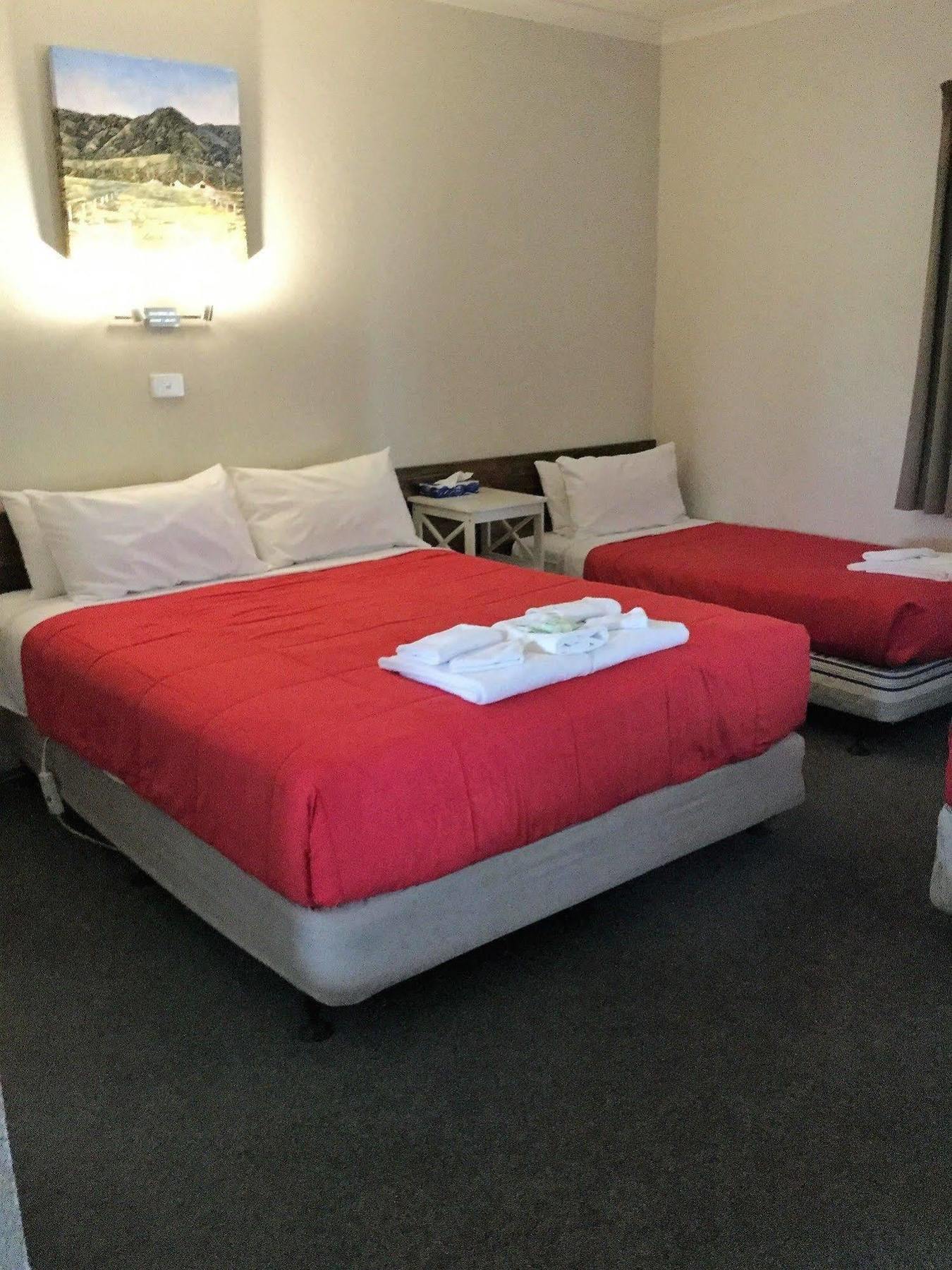Murray Valley Motel Вудонга Екстериор снимка